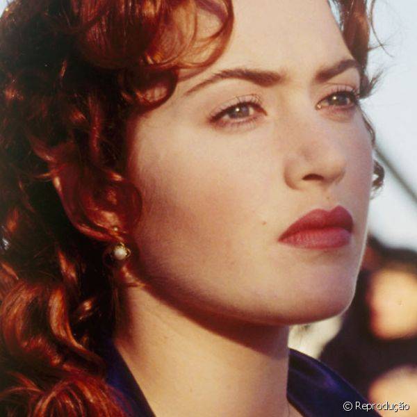 Titanic foi um sucesso dos anos 1990 e Kate Winslet interpretou o papel principal como Rose DeWitt Bukater. Em sua maquiagem, a sombra marrom era passada rente aos cílios da pálpebra inferior para dar definição ao olhar